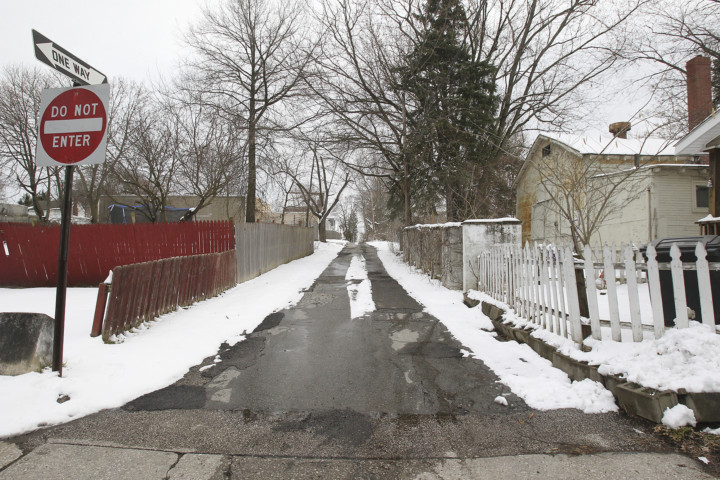 Plan to resurface Akron streets misses a couple poor neighborhoods ...